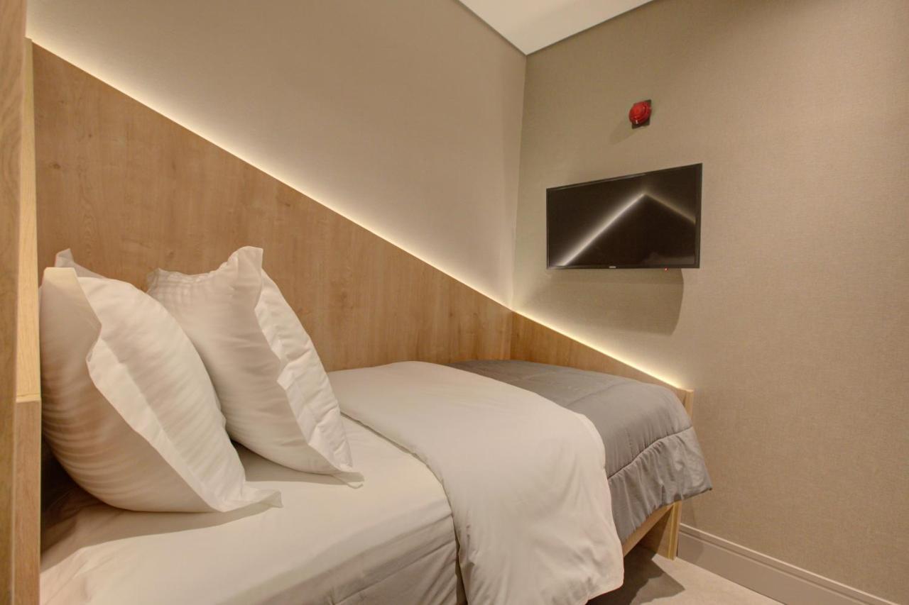 Fast Sleep By Slaviero - Dentro Do Aeroporto De - Terminal 2 - Desembarque Oeste 3* Guarulhos